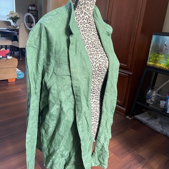 Green Whipper In Button Up Tee - Picture 2 of 4